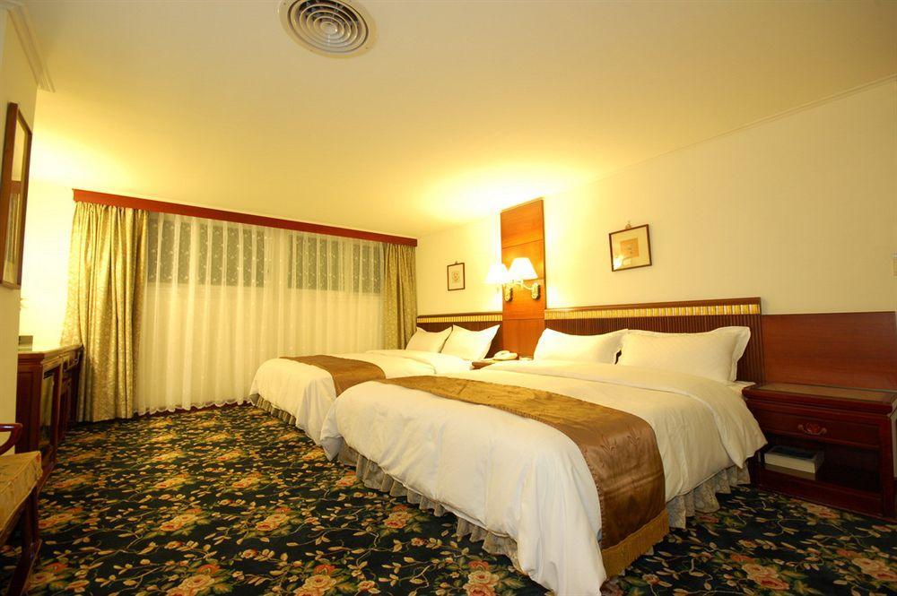 Nagahiro Hotel, Taichung Wenxin Branch Kültér fotó