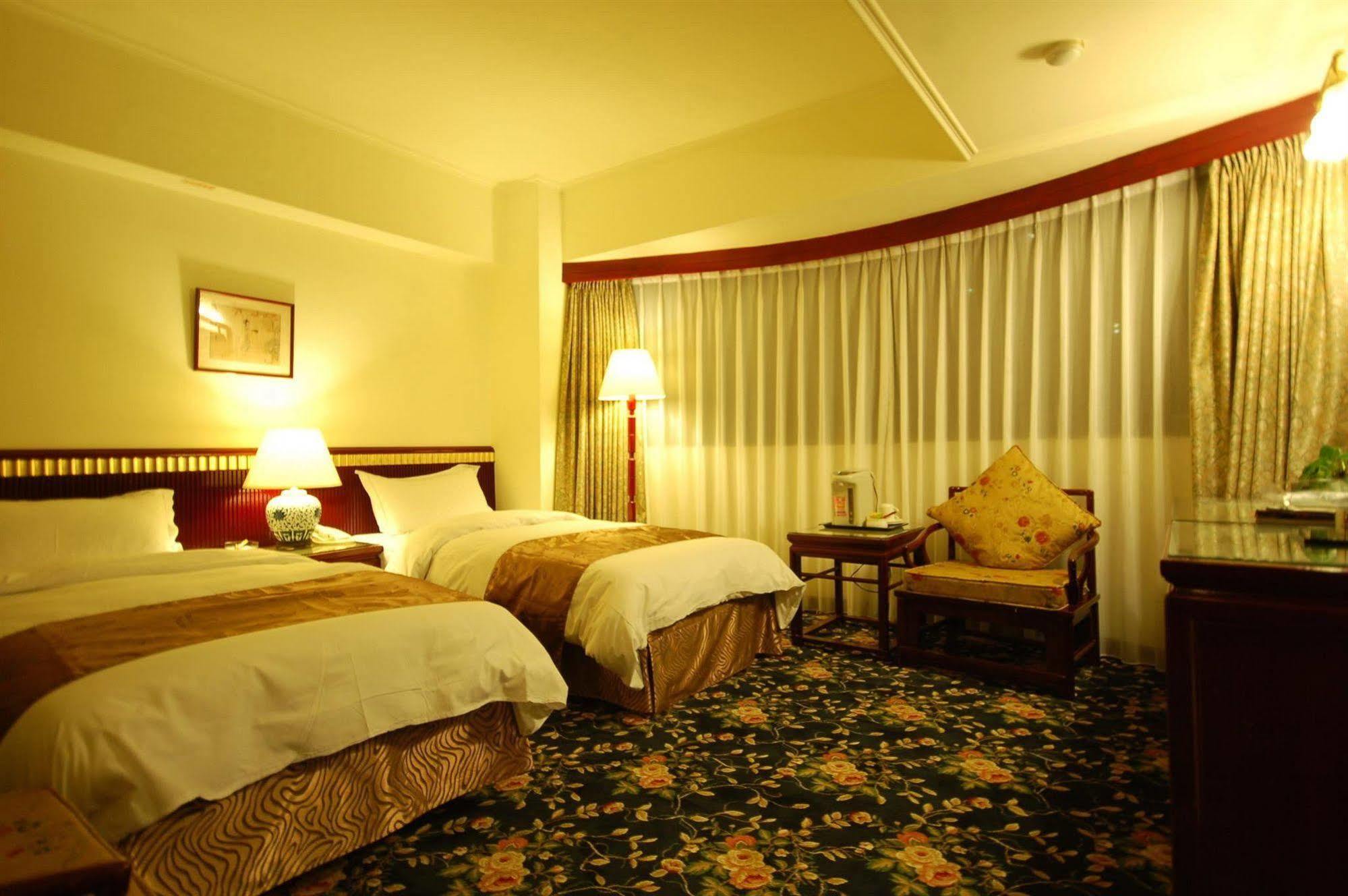 Nagahiro Hotel, Taichung Wenxin Branch Kültér fotó